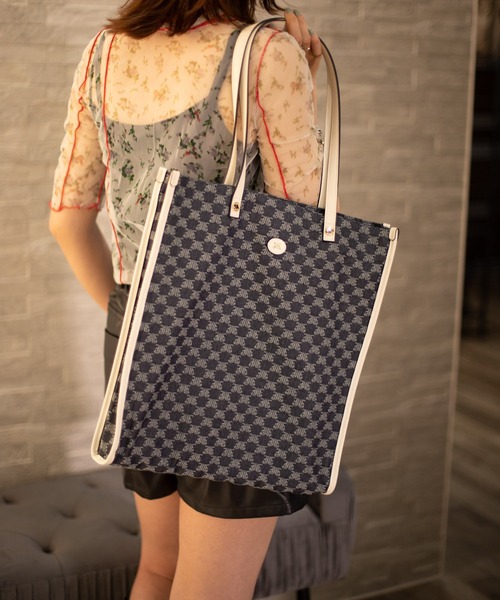 jouetie(ジュエティ)の「【jouetie/ジュエティ】JJモノグラム織り レトロ クラシックラージトートバッグ(トートバッグ・レディース・アイボリー/ブラック/ベージュ/ダークブルー/キャメル・FREE)」の4枚目の写真