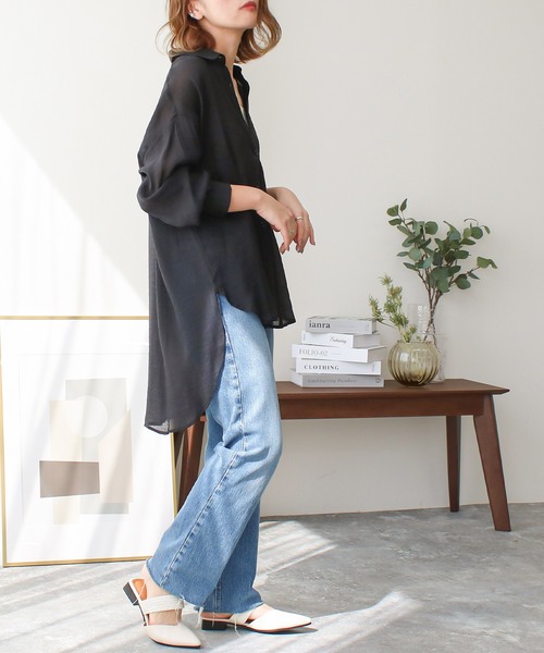 Social GIRL(ソーシャルガール)の「2WAYオープンスリーブシアーシャツ オーバーサイズシャツ 長袖(シャツ/ブラウス・レディース・オフホワイト/ブラック/グレイッシュベージュ・M)」の6枚目の写真