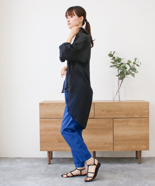 Social GIRL(ソーシャルガール)の「2WAYオープンスリーブシアーシャツ オーバーサイズシャツ 長袖(シャツ/ブラウス・レディース・オフホワイト/ブラック/グレイッシュベージュ・M)」の11枚目の写真