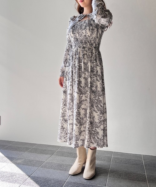 NOMAE（ノーマエ）の「デコルテ2wayシャーリングワンピース（ワンピース・レディース・ライトグレー/ライトブルー/ブラック/ライトピンク・FREE）」の6枚目の写真