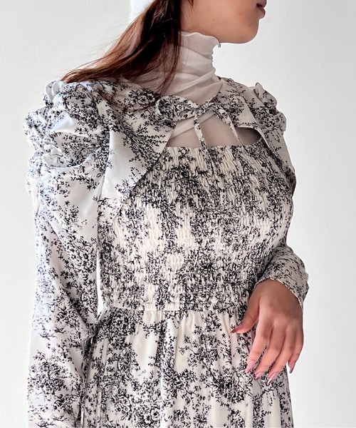 NOMAE（ノーマエ）の「デコルテ2wayシャーリングワンピース（ワンピース・レディース・ライトグレー/ライトブルー/ブラック/ライトピンク・FREE）」の12枚目の写真