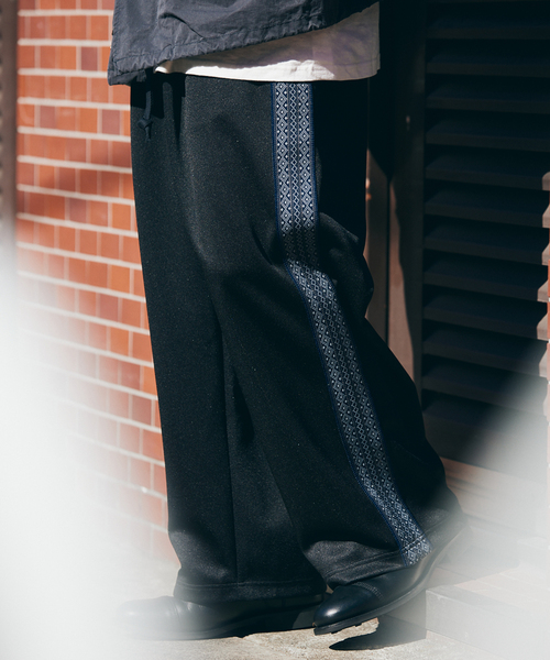 JOURNAL STANDARD（ジャーナルスタンダード）の「IKAT PATTERN トラックパンツ（その他パンツ・メンズ・チャコールグレー/グレー/ブラック/ブルー系その他・MEDIUM/LARGE）」の8枚目の写真