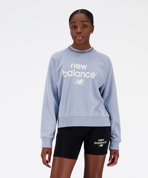NEW BALANCE（ニューバランス）の「NB Essentials グラフィック スウェットクルー（スウェット・レディース・ライトブラウン/ブラック/ライトグレー・X-LARGE/LARGE/MEDIUM/SMALL）」の3枚目の写真