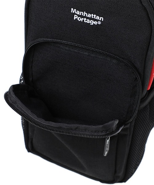 Manhattan Portage(マンハッタンポーテージ)の「Cobble Hill Sling Bag JR(ショルダーバッグ・メンズ・ブラック・X-SMALL)」の7枚目の写真