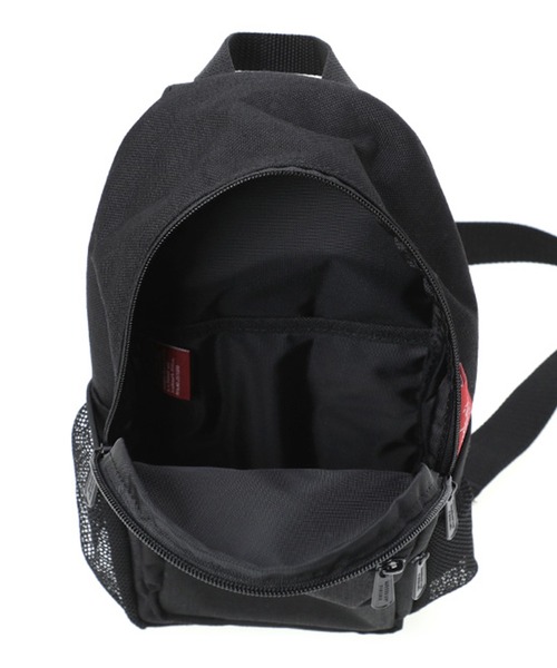 Manhattan Portage(マンハッタンポーテージ)の「Cobble Hill Sling Bag JR(ショルダーバッグ・メンズ・ブラック・X-SMALL)」の9枚目の写真
