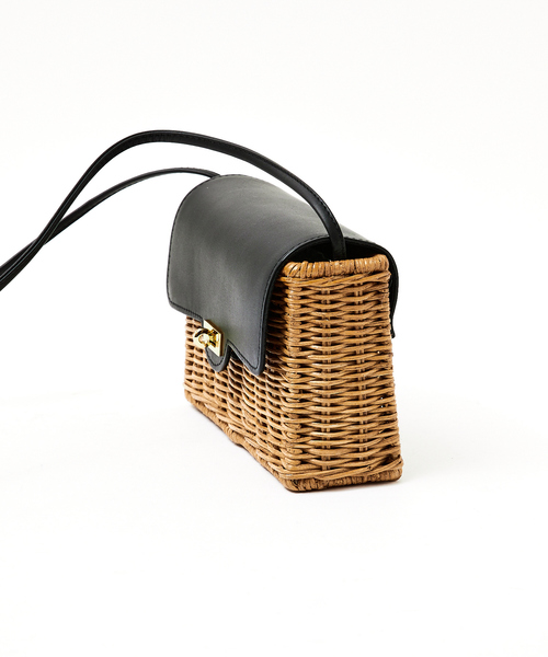 The Bagmati（ザバグマティ）の「【BAGMATI/バグマティ】ショルダーカゴバッグ（ショルダーバッグ・レディース・ダークベージュ/ブラック・フリー）」の4枚目の写真