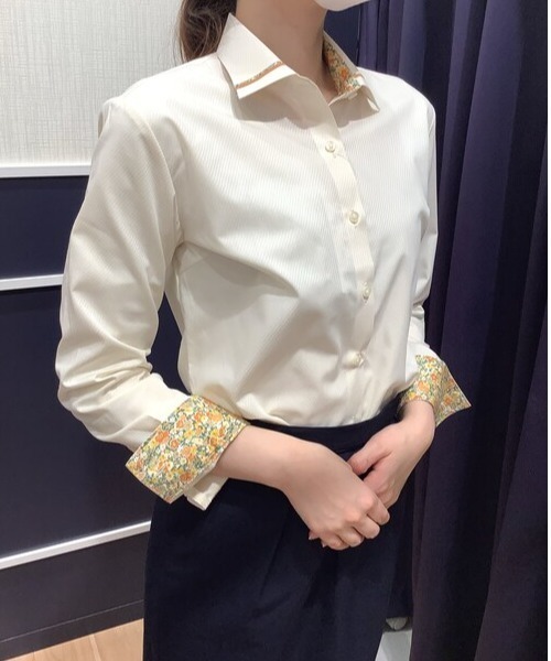 TOKYO SHIRTS（トウキョウシャツ）の「形態安定ノーアイロン ワイド 長袖ビジネスワイシャツ（ビジネスシャツ・レディース・ライトイエロー・S/M/XL/XS/L/LL）」の13枚目の写真