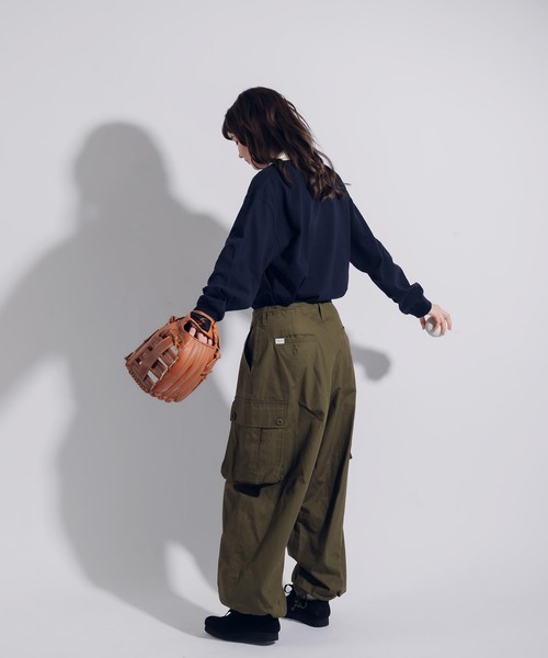 MUHET(ミュエータ)の「襟付きVネックロンT(Tシャツ/カットソー・レディース・ネイビー/ライトベージュ・X-LARGE/MEDIUM)」の12枚目の写真