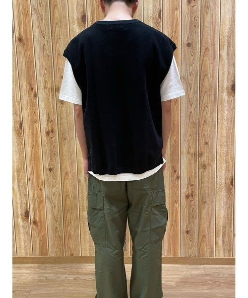 Right-on（ライトオン）の「【PLUS ONE】ミリオンドライカノコベスト（ベスト・メンズ・ブラック/ベージュ/グリーン・M/L/XL）」の17枚目の写真