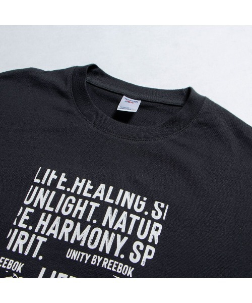 Reebok(リーボック)の「ユニティーグラフィックT / UNITY GRAPHIC TEE(Tシャツ/カットソー・レディース・ブラック・MEDIUM/LARGE/SMALL/X-LARGE/XXX-LARGE/XX-LARGE)」の3枚目の写真