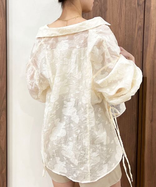 MAJESTIC LEGON(マジェスティックレゴン)の「サイドリボンシアーシャツ(シャツ/ブラウス・レディース・ホワイト系その他2/ピンク系その他2/ブラック系その他/A・MEDIUM)」の6枚目の写真