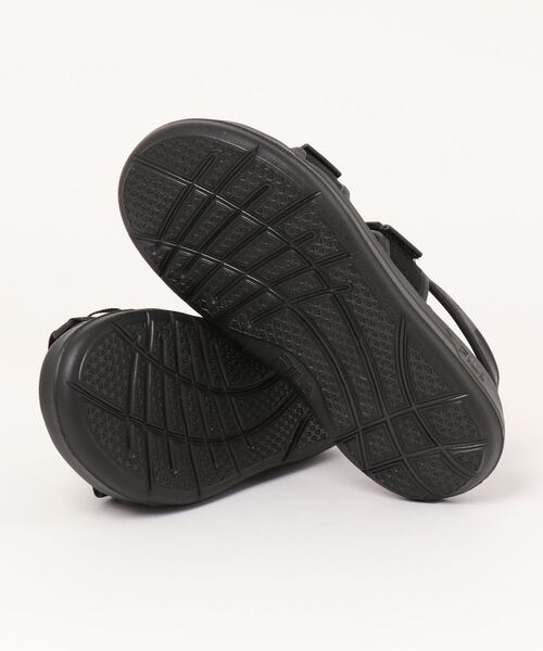 FILA(フィラ)の「FILA PONG SD / スポーツサンダル(サンダル・レディース・ベージュ/ホワイト系その他/ブラック・23.0cm/25.0cm/27.0cm/26.0cm/24.0cm/28.0cm)」の5枚目の写真