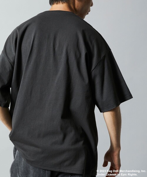 FREAK'S STORE（フリークスストア）の「【限定展開】Aerosmith/エアロスミス 別注 ビッグシルエット フロントプリント クルーネックTシャツ（Tシャツ/カットソー・メンズ・ホワイト/ブラック・MEDIUM/LARGE/SMALL）」の8枚目の写真