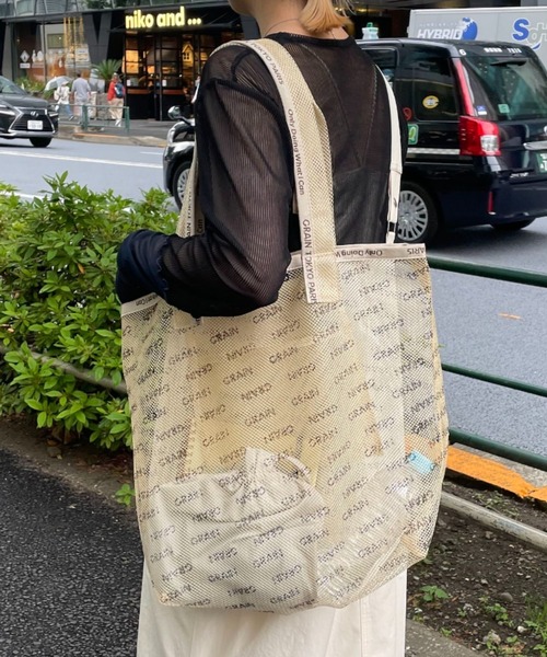 CIAOPANIC(チャオパニック)の「【GRAIN/グレイン】メッシュロゴトートバッグ(トートバッグ・レディース・ブラック/ベージュ/グリーン/ブルー/イエロー/ピンク・FREE)」の3枚目の写真