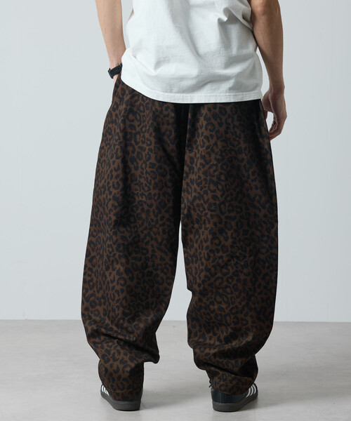 限定展開 FREAK'S STORE OUTDOORS/フリークスアウトドアーズ ワイドシルエット クライミングパンツ/デニム/チノ（デニムパンツ）｜FREAK'S STORE（フリークスストア）