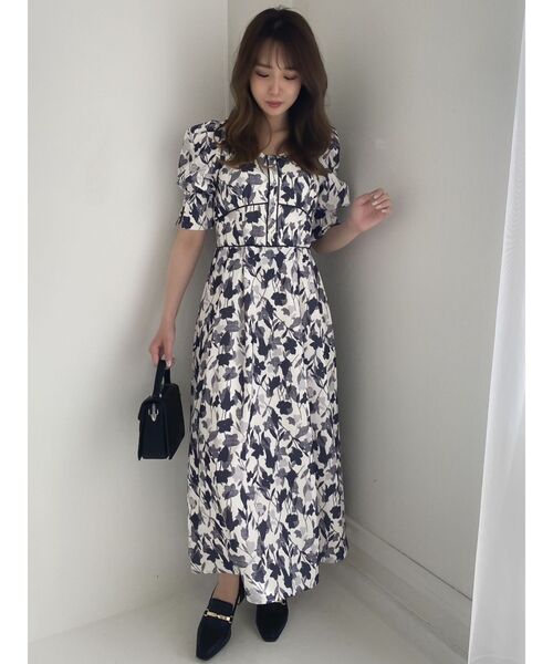 激安‼️未使用タグ付‼️ Tiered Floral Pleated Dress dazzlin（ダズリン）の「メープルフラワーパイピングワンピース