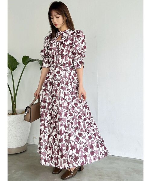 dazzlin（ダズリン）の「メープルフラワーパイピングワンピース