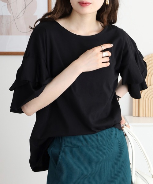 atONE(アットワン)の「atONE ダブルフリルスリーブプルオーバー(Tシャツ/カットソー・レディース・テラコッタ/ブラック/カーキ/ライトブラウン/ベージュ・M-L/LL~3L/4L~5L)」の6枚目の写真