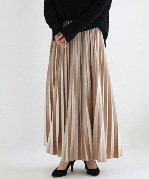 COCOMOMO（ココモモ）の「ベロア プリーツ ロング フレア スカート（スカート・レディース・ライトブラウン/ブラック/アイボリー/グリーン・FREE）」の15枚目の写真