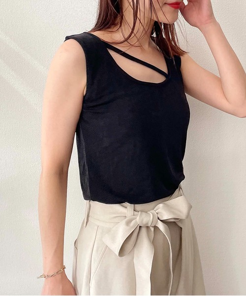 PICCIN(ピッチン)の「カップ付き接触冷感アシメストラップタンクトップ(タンクトップ・レディース・ブラック/サックスブルー・M/L)」の13枚目の写真