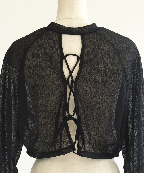 TeddyShop（テディショップ）の「レディース水着 長袖シアークロップド丈ラッシュガードトップス（ラッシュガード・レディース・ホワイト/ブラック・M/L/LL/S）」の4枚目の写真