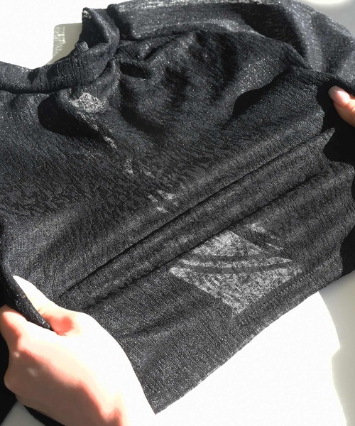 TeddyShop（テディショップ）の「レディース水着 長袖シアークロップド丈ラッシュガードトップス（ラッシュガード・レディース・ホワイト/ブラック・M/L/LL/S）」の6枚目の写真