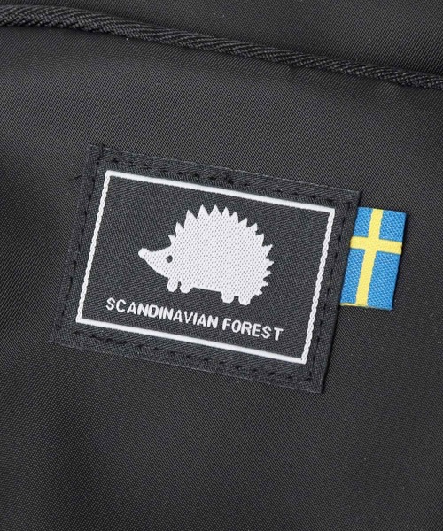 SCANDINAVIAN FOREST(スカンジナビアン・フォレスト)の「撥水ナイロン 軽量 ネック スマホ対応 マルチショルダー(ショルダーバッグ・レディース・ブラック/ベージュ/グレー/アイボリー/ブルー・FREE)」の11枚目の写真