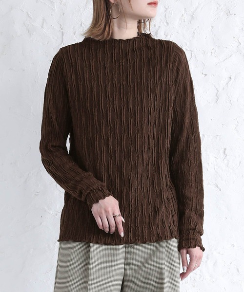 n'OrLABEL(ノアールレーベル)の「『ウェーブハイネックカットソー』(Tシャツ/カットソー・レディース・ライトグレー/ブラック/アイボリー/ダークブラウン・1/2)」の5枚目の写真