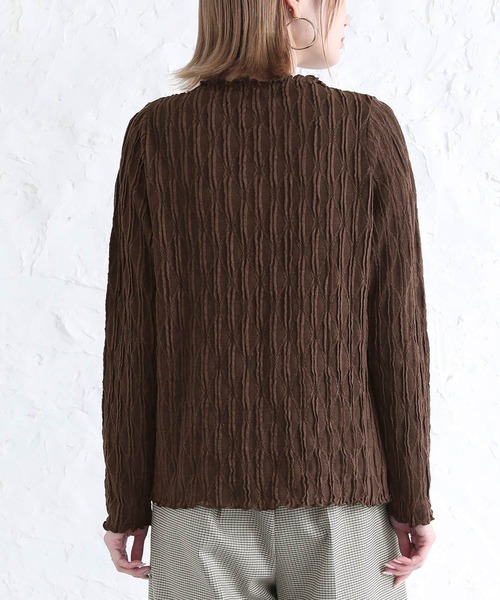 n'OrLABEL(ノアールレーベル)の「『ウェーブハイネックカットソー』(Tシャツ/カットソー・レディース・ライトグレー/ブラック/アイボリー/ダークブラウン・1/2)」の7枚目の写真