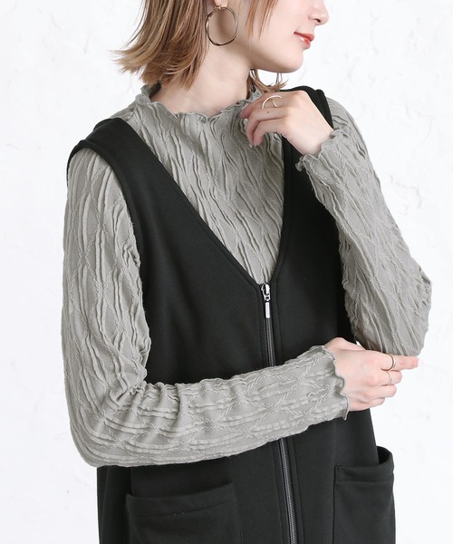 n'OrLABEL(ノアールレーベル)の「『ウェーブハイネックカットソー』(Tシャツ/カットソー・レディース・ライトグレー/ブラック/アイボリー/ダークブラウン・1/2)」の10枚目の写真