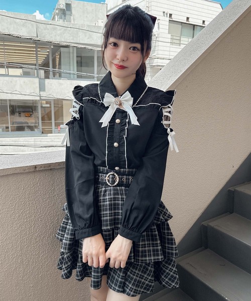 ROJITA(ロジータ)の「袖レースアップ配色カラーブラウス(シャツ/ブラウス・レディース・ピンク/ホワイト/ブラック・FREE)」の10枚目の写真