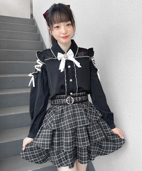ROJITA(ロジータ)の「袖レースアップ配色カラーブラウス(シャツ/ブラウス・レディース・ピンク/ホワイト/ブラック・FREE)」の14枚目の写真