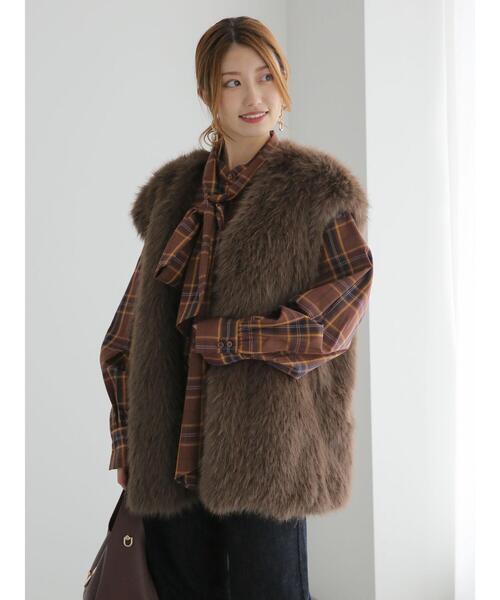 Te chichi（テチチ）の「ビッグリボンブラウス（2way）（シャツ/ブラウス・レディース・オフホワイト/ブルー/ブラウン・F）」の9枚目の写真