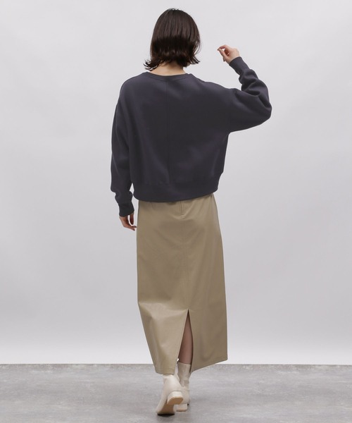 LAKOLE（ラコレ）の「エコレザーナロースカート / 989447（スカート・レディース・ブラック/グレイッシュベージュ・SMALL/MEDIUM）」の10枚目の写真