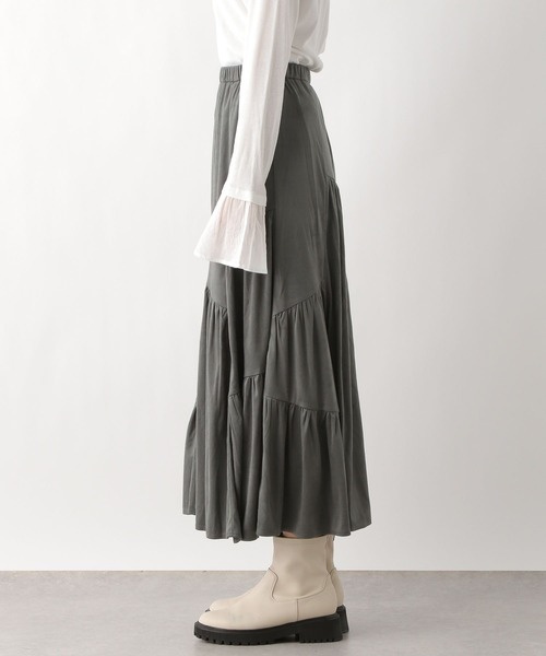 LEPSIM（レプシィム）の「ライトスエード切り替えスカート　986464（スカート・レディース・チャコールグレー/アイボリー・FREE）」の13枚目の写真