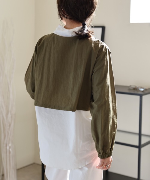 ULEULA（ウルア）の「レイヤード風オーバーシャツ（シャツ/ブラウス・レディース・ブラック/カーキ・FREE）」の13枚目の写真