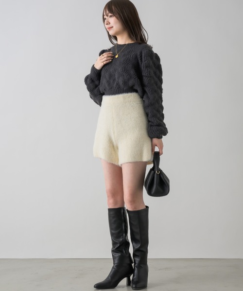 NEUNA(ヌナ)の「シャギーショートパンツ(その他パンツ・レディース・グレー/アイボリー/ブラック・FREE)」の8枚目の写真