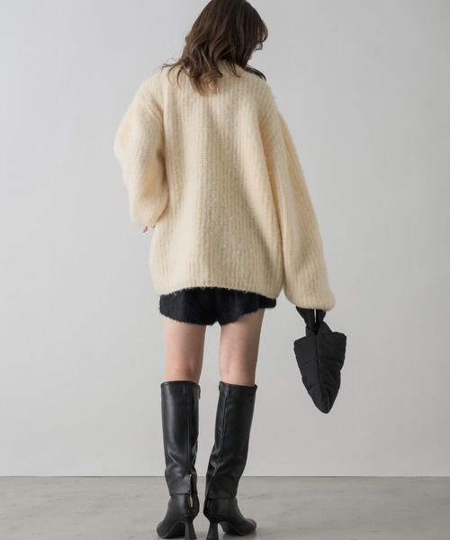 NEUNA(ヌナ)の「シャギーショートパンツ(その他パンツ・レディース・グレー/アイボリー/ブラック・FREE)」の15枚目の写真