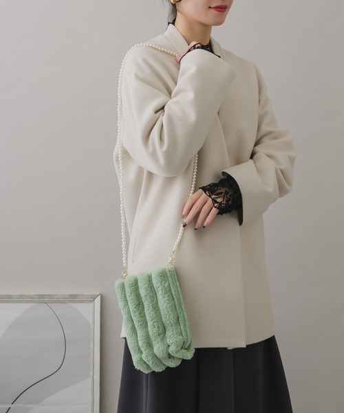 KATHARINE ROSS（キャサリンロス）の「【KATHARINE ROSS】WEB限定 パールチェーンエコファーポシェット（ショルダーバッグ・レディース・ピンク/グレー/グレイッシュベージュ/ミント・MEDIUM）」の16枚目の写真