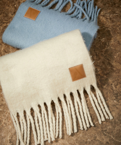 ADAM ET ROPE'（アダムエロペ）の「【WEB限定】シャギーボリュームフリンジマフラー（ストール/ショール・レディース・サックスブルー/ベージュ系その他/イエロー/オフホワイト/オレンジ・FREE）」の9枚目の写真