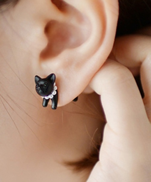 Coo+i（クーイ）の「【片耳用】3D黒猫ピアス（ピアス（片耳用））」 - WEAR