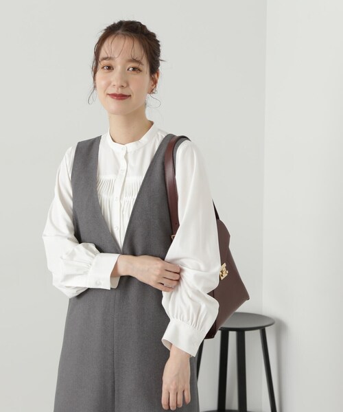 N.（N. Natural Beauty Basic）（エヌエヌナチュラルビューティーベーシック）の「◆フロントボタンタックブラウス（シャツ/ブラウス・レディース・チャコール/オフホワイト/イエロー・MEDIUM）」の10枚目の写真