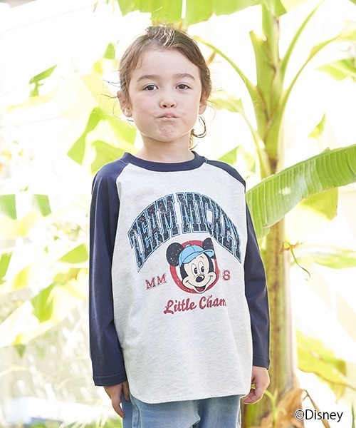 Disney（ディズニー）の「【Disney】【型崩れしないやわらかコットン】ラグランプリントTシャツ（Tシャツ/カットソー・キッズ・レッド/モスグリーン/ネイビー/チャコール・100cm/110cm/120cm/130cm/140cm/150cm）」の4枚目の写真