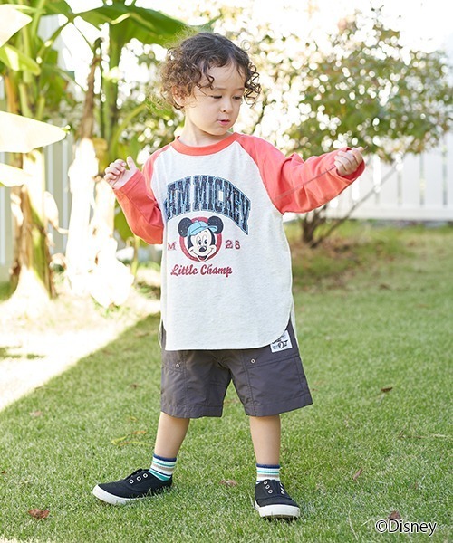 Disney（ディズニー）の「【Disney】【型崩れしないやわらかコットン】ラグランプリントTシャツ（Tシャツ/カットソー・キッズ・レッド/モスグリーン/ネイビー/チャコール・100cm/110cm/120cm/130cm/140cm/150cm）」の15枚目の写真