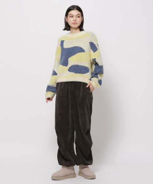 niko and...(ニコアンド)の「フェザーアート柄ニットプルオーバー(ニット/セーター・レディース・ピンク/ブルー/アイボリー・FREE)」の18枚目の写真