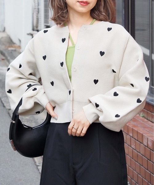 tiptop（ティップトップ）の「アソートモチーフショートカーディガン（カーディガン/ボレロ・レディース・ベージュ/ホワイト系その他/アイボリー/ブラック/チャコールグレー/ブラック系その他・FREE）」の6枚目の写真