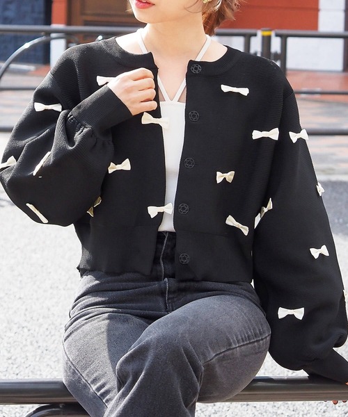 tiptop（ティップトップ）の「アソートモチーフショートカーディガン（カーディガン/ボレロ・レディース・ベージュ/ホワイト系その他/アイボリー/ブラック/チャコールグレー/ブラック系その他・FREE）」の4枚目の写真