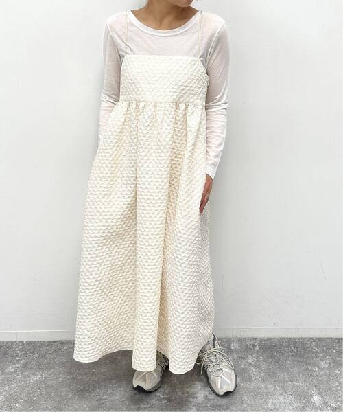 U by SPICK&SPAN(ユーバイスピックアンドスパン)の「フクレジャガードロングキャミワンピース(ワンピース・レディース・ブラック/ホワイト・FREE)」の14枚目の写真