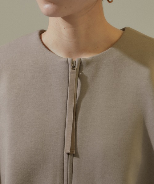 SALON adam et rope'（サロン アダム エ ロペ）の「[24SS]クロップドコクーンブルゾン【洗える】（ブルゾン・レディース・ブラック/ベージュ系その他・FREE）」の10枚目の写真