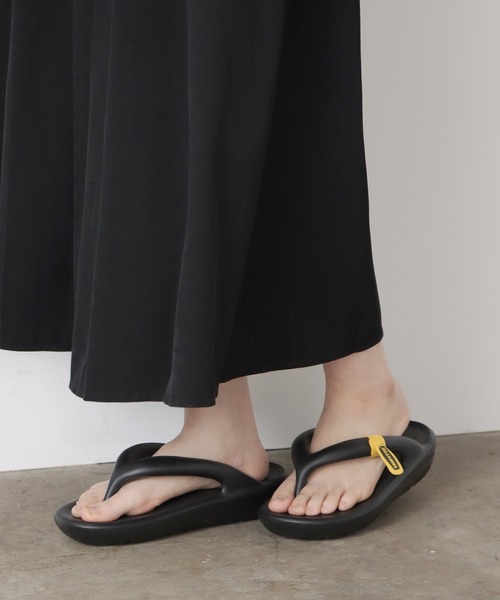 B:MING LIFE STORE by BEAMS｜OOFOS / OOmega(23~25cm) 25SS